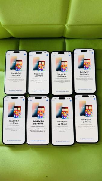 Apple iPhone 16e 256GB